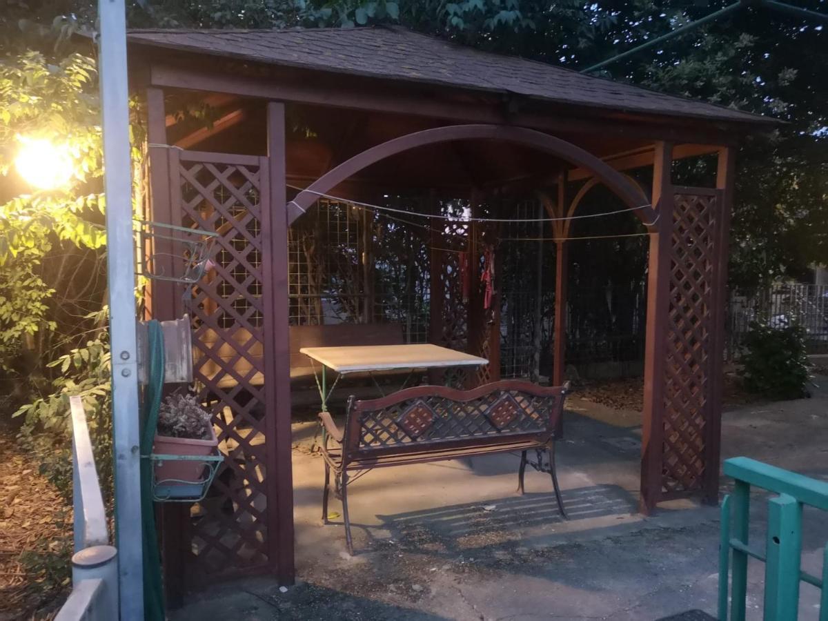 Assueli B&B Assemini Exteriér fotografie